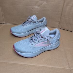 Brooks Women's Gray Running Shoes